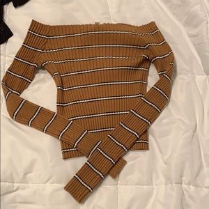 Pacsun crop top sweater